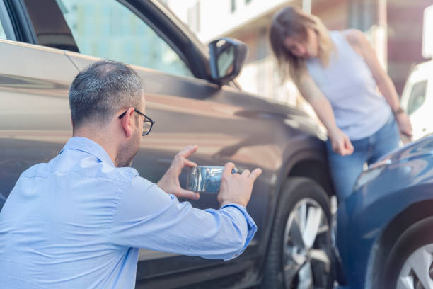 Professional Commercial Auto Insurance technician working in Shady Shores, TX